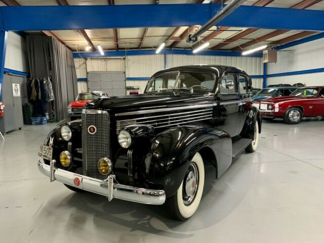 Cadillac Series 50 1938 image number 16