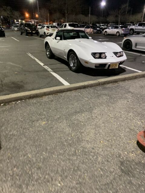 Chevrolet Corvette 1979 image number 0