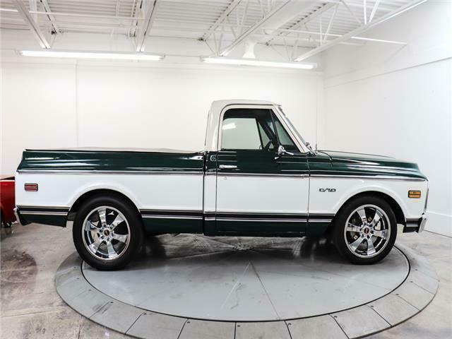 Chevrolet C-10 1970 image number 2