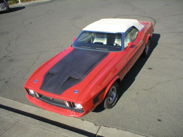 Ford Mustang 1973 image number 22