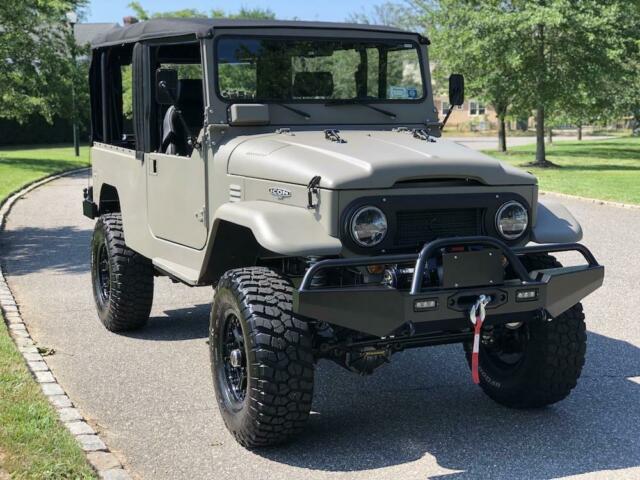 Toyota FJ43 1971 image number 24