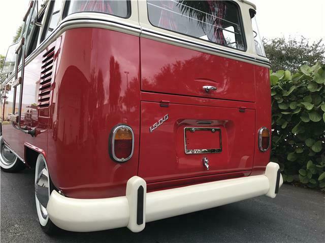 Volkswagen Bus/Vanagon 1974 image number 10