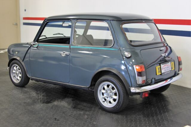 Austin Mini Cooper 1971 image number 29