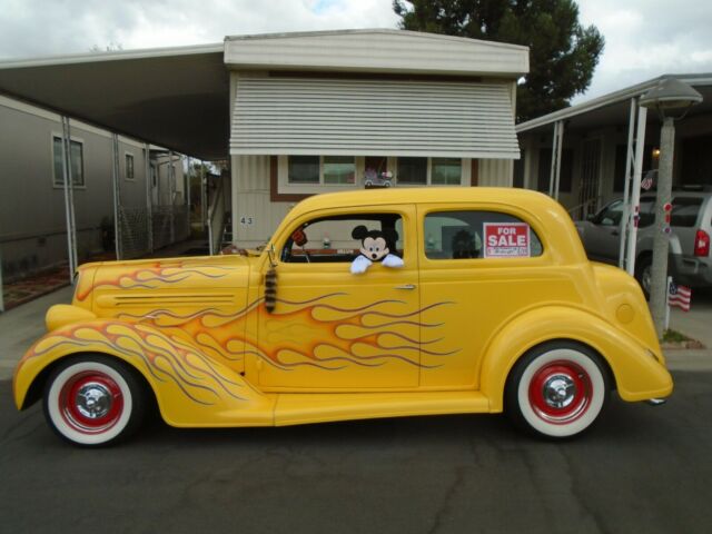 Plymouth 2 door sedan 1936 image number 16