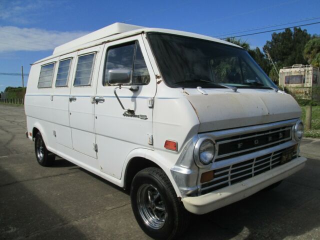 Ford E-Series Van 1969 image number 26