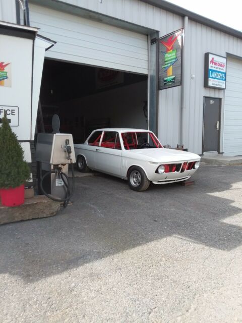 BMW 2002ti 1971 image number 0