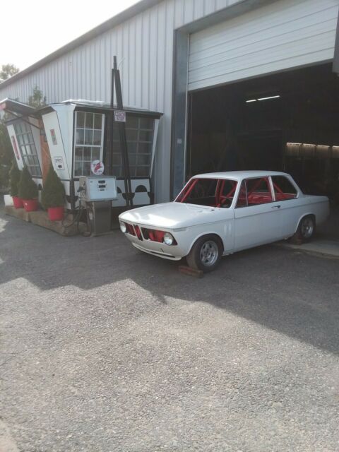 BMW 2002ti 1971 image number 1