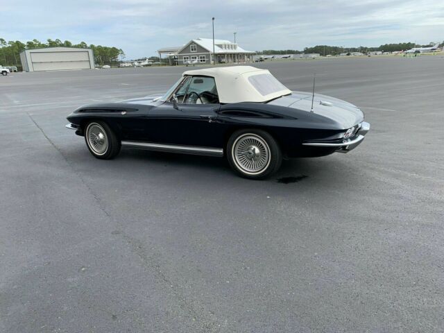 Chevrolet Corvette 1964 image number 1