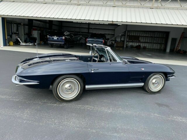 Chevrolet Corvette 1964 image number 13