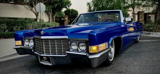 Cadillac DeVille Convertible 1969 image number 14