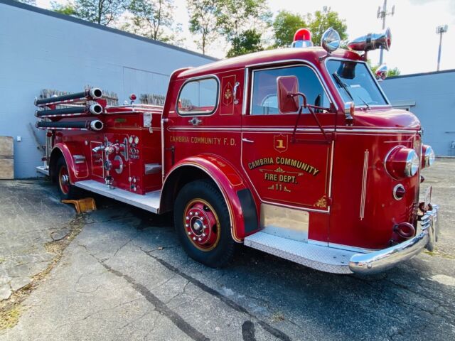 American LaFrance Fire Truck 1948 image number 13