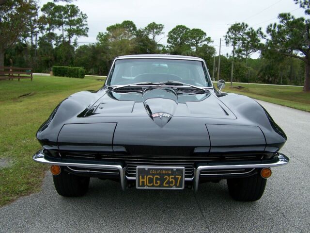 Chevrolet Corvette 1964 image number 29