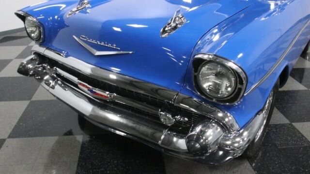 Chevrolet Bel Air/150/210 1957 image number 22