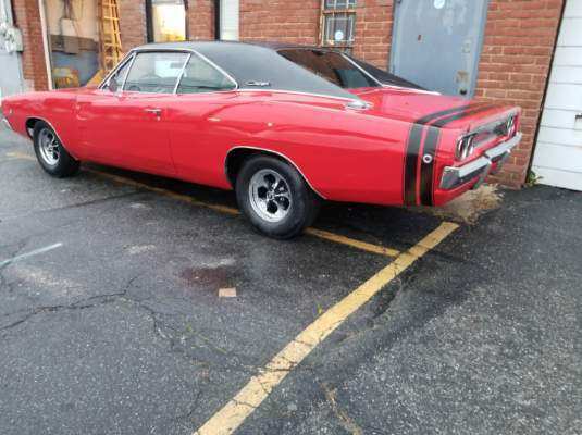 Dodge Charger 1968 image number 11