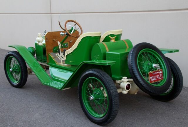 Ford Model T 1924 image number 2