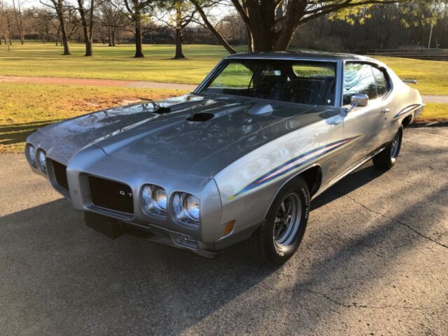 Pontiac GTO 1970 image number 10