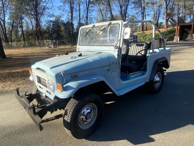 Toyota Land Cruiser 40 1972 image number 20