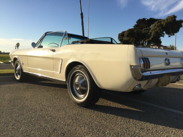 Ford Mustang 1965 image number 20