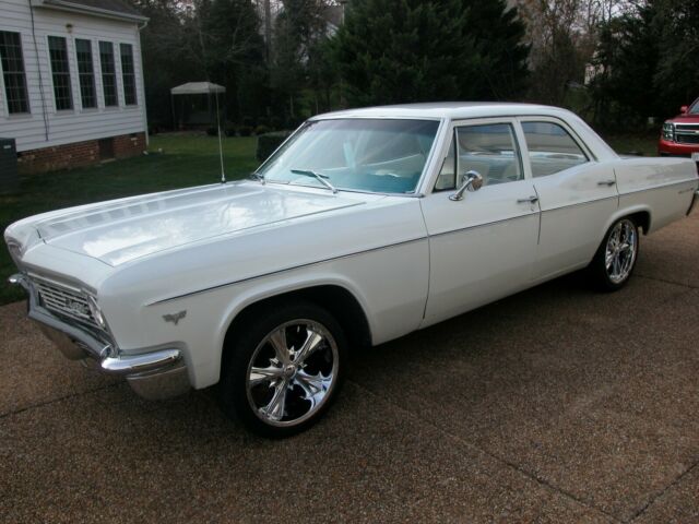 Chevrolet Bel Air/150/210 1966 image number 0