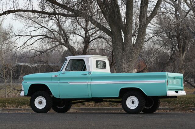 Chevrolet C-10 1965 image number 29