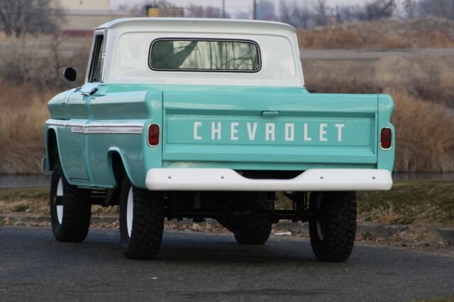 Chevrolet C-10 1965 image number 32