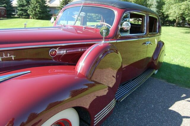 Packard Super Eight 180 Formal Sedan 1941 image number 41