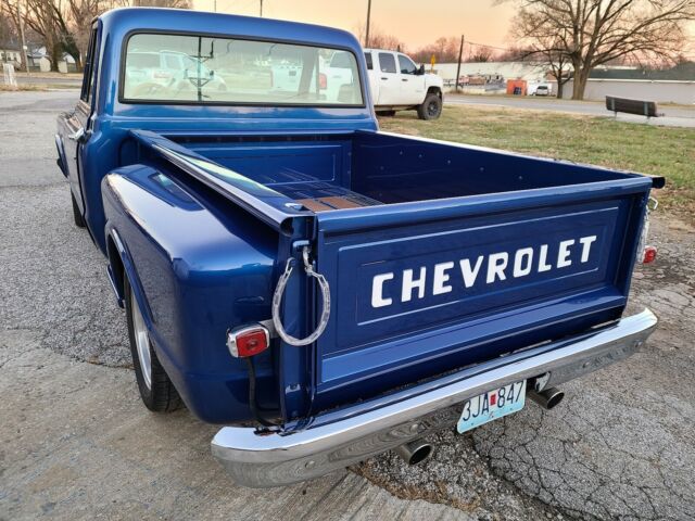 Chevrolet C-10 1968 image number 20