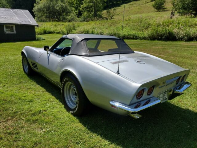 Chevrolet Corvette 1968 image number 30