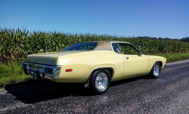 Plymouth Satellite 1973 image number 2