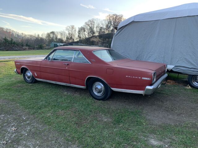 Ford Galaxie 500 XL 1966 image number 19