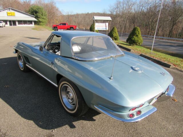 Chevrolet Corvette 1967 image number 29