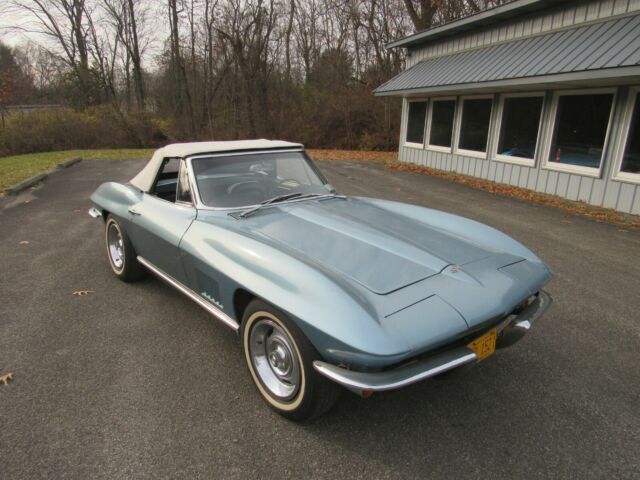 Chevrolet Corvette 1967 image number 32