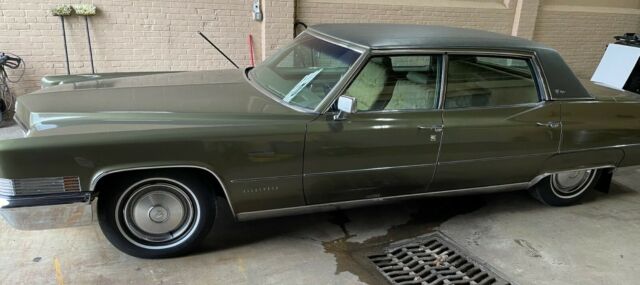 Cadillac Fleetwood 1970 image number 1