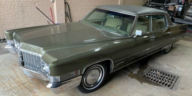 Cadillac Fleetwood 1970 image number 12