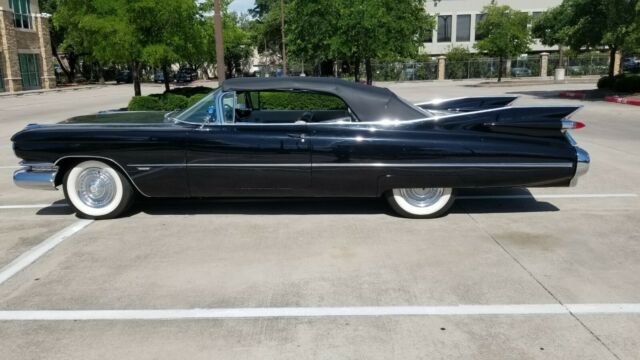 Cadillac DeVille 1959 image number 2