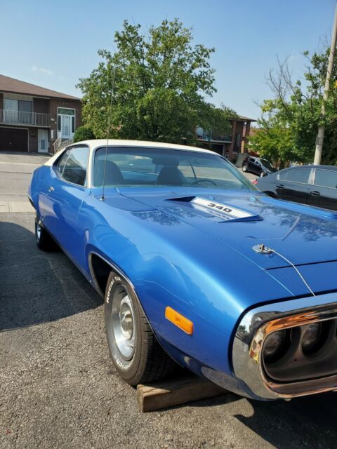 Plymouth Road Runner 1972 image number 2