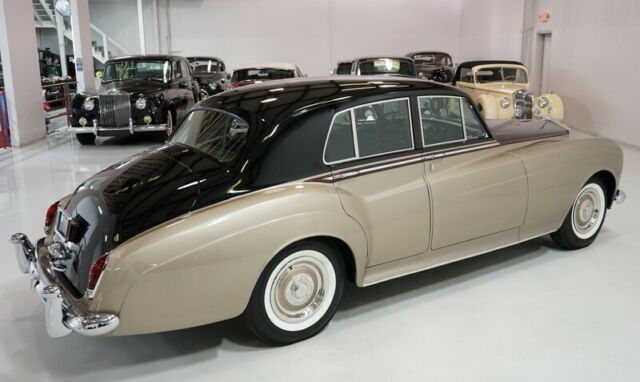 Rolls-Royce Silver Cloud 1965 image number 23