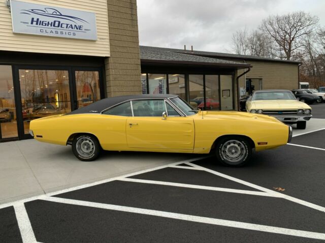 Dodge Charger 1970 image number 14