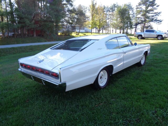 Dodge Charger 1966 image number 26