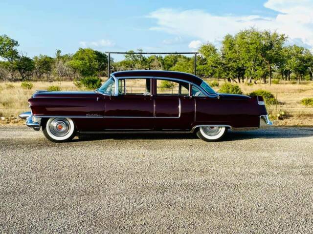 Cadillac Series 62 1955 image number 4