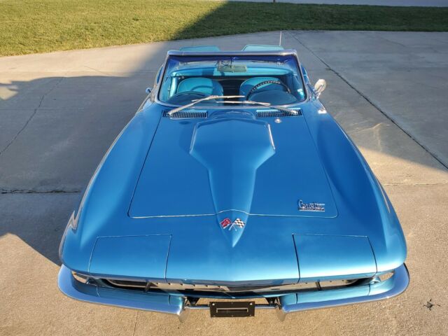 Chevrolet Corvette 1966 image number 13