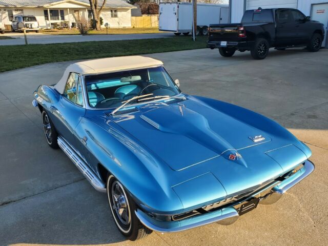 Chevrolet Corvette 1966 image number 28