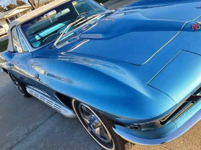 Chevrolet Corvette 1966 image number 29