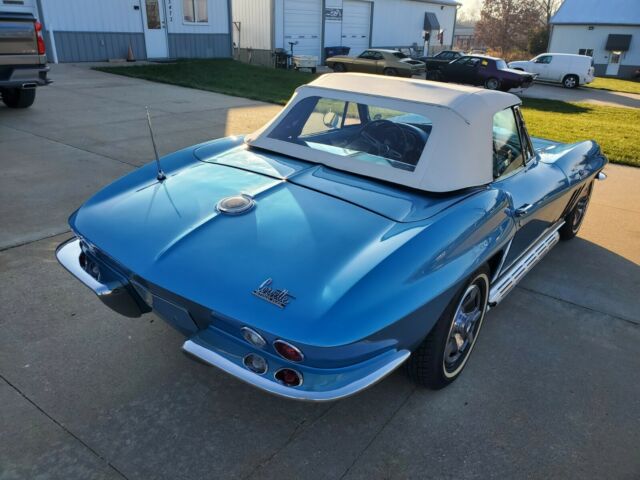 Chevrolet Corvette 1966 image number 31