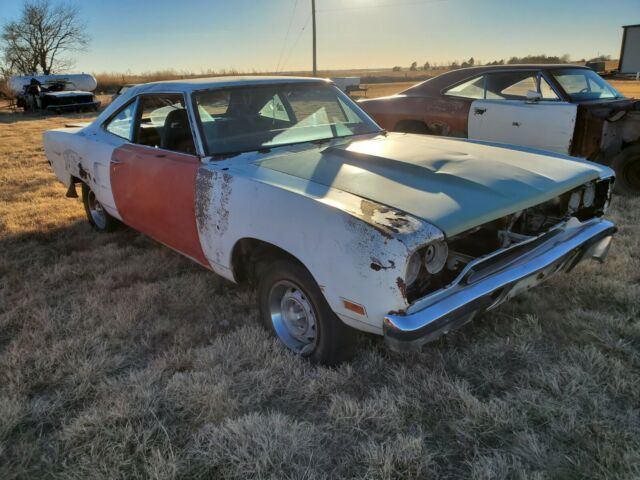 Plymouth Road Runner 1970 image number 1