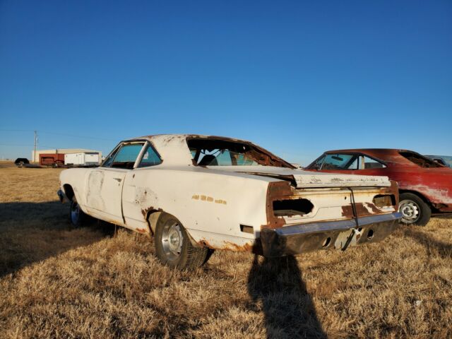 Plymouth Road Runner 1970 image number 18