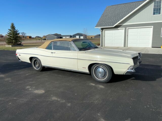 Ford Galaxie 1968 image number 15