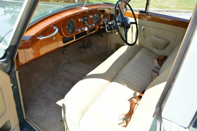 Bentley S1 1957 image number 20