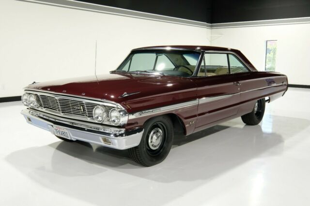 Ford Galaxie 1964 image number 1