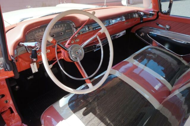 Ford Galaxie 1959 image number 12